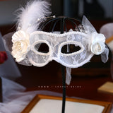 Beautiful Lace Mask Birthday Party Feather Sexy Goddess Makeup Masquerade With Feather Cover Mask Props Halloween Gifts