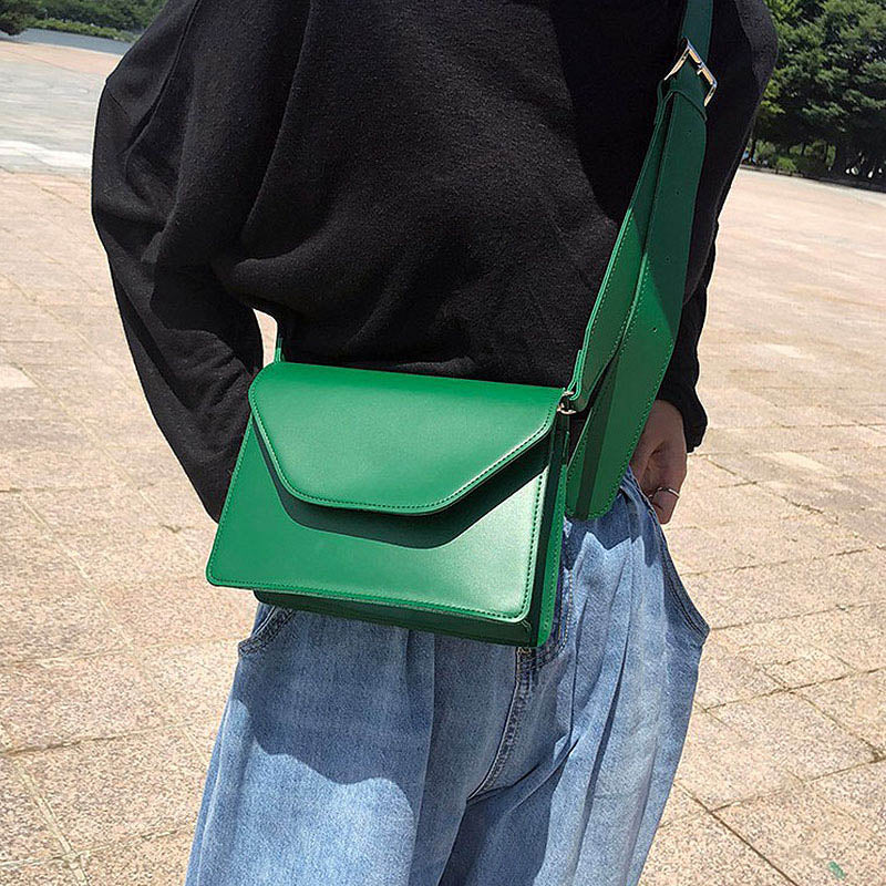 Chic Ladies Vintage Green Messenger Bag Designer PU Leather Luxury Handbags Women Bag Minimali Simple Wide Strap Shoulder Bags