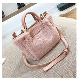 Ho Sale Winter Women Bags Fashion Faux Fur Bags For Ladies Women Handbags Trapeze Messenger Bag Bolsas Feminina