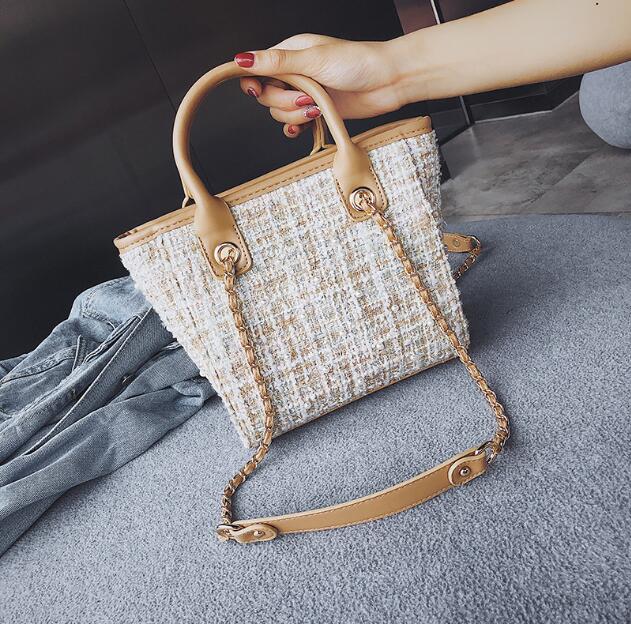 Brand Shoulder Bags For Women New Pearl Fashion Woolen Large Capacity Tote Bag Luxury Handbags Lady Travel Chain Bucke Bag