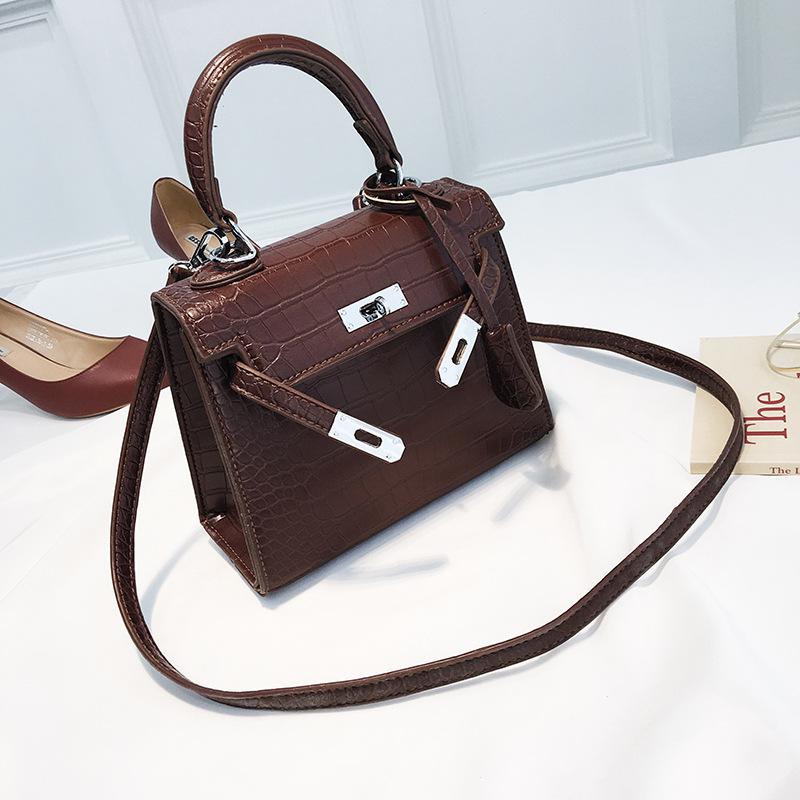 Luxury Handbags Women 2018 Bags Designer Embossed crocodile Leather Party Small Shoulder Crossbody Bags Lock Messenger Bag 2e54