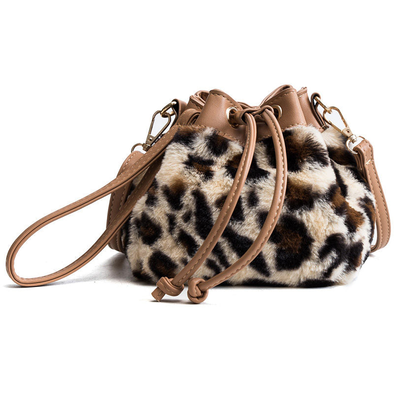 Leopard Prin Bag Patchwork Faux Rabbi Fur Women Bag Messenger Bags Shoulder Crossbody Bucke Bag Winter Sof Handbag