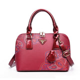 Retro Female Small Messenger Bag Famous Designer Shoulder Bags Clutch pu leather fashion Shoulder Bag appliques tassel Handbag